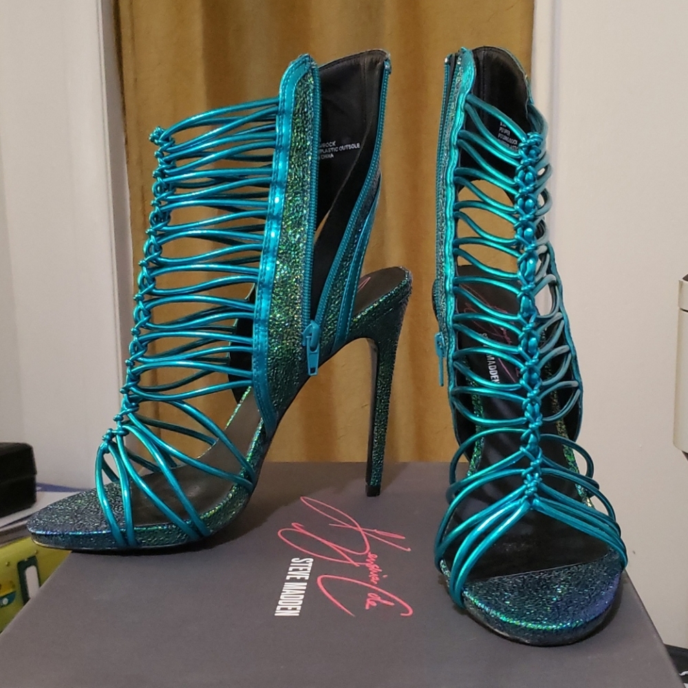 Steve Madden Sandals